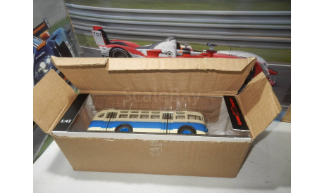 С РУБЛЯ!!! - Автобус ЗиС-155 бежево-синий КБ, масштабная модель, Classicbus, 1:43, 1/43