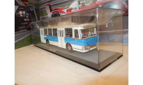 Автобус ЛиАЗ-677Э бело-голубой DEMPRICE, масштабная модель, scale43