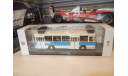 Автобус ЛиАЗ-677Э бело-голубой DEMPRICE, масштабная модель, scale43