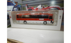 Автобус Икарус 250.59 красно-белый