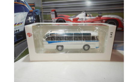 Автобус ЛАЗ-697Е белый DEMPRICE, масштабная модель, scale43