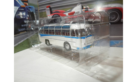 Автобус ЛАЗ-697Е белый DEMPRICE, масштабная модель, scale43