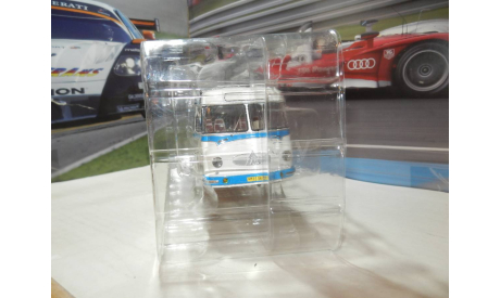 Автобус ЛАЗ-697Е белый DEMPRICE, масштабная модель, scale43