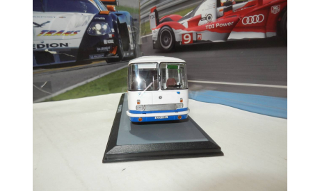 С РУБЛЯ!!! - Автобус ЛАЗ-695Н бело-синий КБ, масштабная модель, Classicbus, 1:43, 1/43