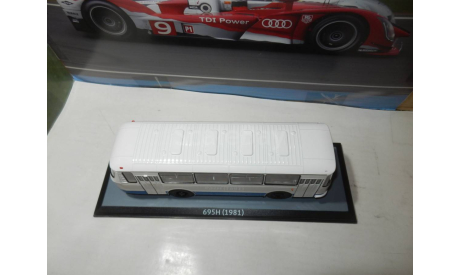 С РУБЛЯ!!! - Автобус ЛАЗ-695Н бело-синий КБ, масштабная модель, Classicbus, 1:43, 1/43