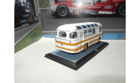 С РУБЛЯ!!! - Автобус ПАЗ-672 бело-желтый КБ, масштабная модель, Classicbus, 1:43, 1/43