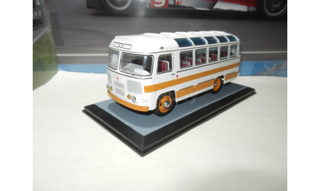 С РУБЛЯ!!! - Автобус ПАЗ-672 бело-желтый КБ, масштабная модель, Classicbus, 1:43, 1/43