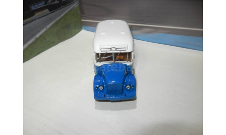 Автобус ПАЗ-651 бело-синий DEMPRICE, масштабная модель, 1:43, 1/43