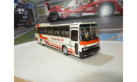 Автобус Икарус-250.70 клубничный, масштабная модель, DEMPRICE, scale43, Ikarus