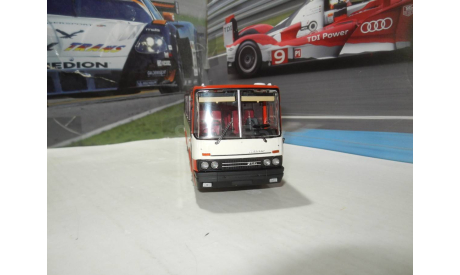 Автобус Икарус-256.54 киноварь, масштабная модель, Ikarus, DEMPRICE, 1:43, 1/43