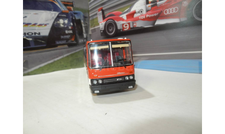 С РУБЛЯ!!! - Автобус Икарус-256.54 скарлат, масштабная модель, Ikarus, DEMPRICE, 1:43, 1/43