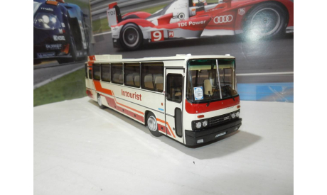 Автобус Икарус-250.70 земляничный, масштабная модель, Ikarus, DEMPRICE, 1:43, 1/43