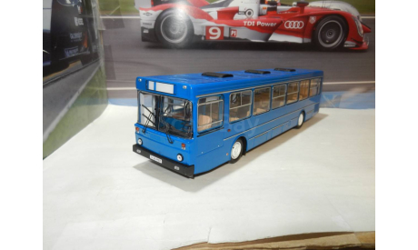 Автобус ЛиАЗ-5256.00 синий, масштабная модель, DEMPRICE, scale43