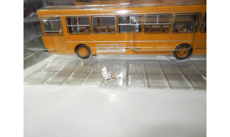 С РУБЛЯ!!! - ЛиАЗ-5256.00 желтый, масштабная модель, DEMPRICE, scale43