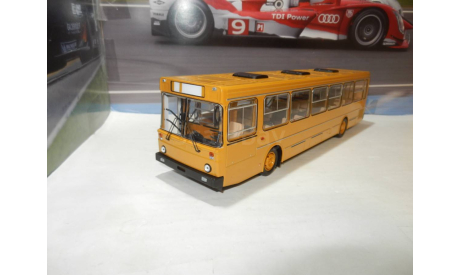 Автобус ЛиАЗ-5256 желтый, масштабная модель, DEMPRICE, scale43