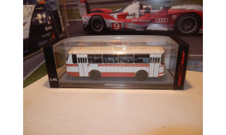 Автобус ЛАЗ-695Н бело-красный КБ, масштабная модель, Classicbus, 1:43, 1/43