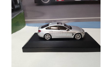 С РУБЛЯ!!! BMW 4 Series Gran Coupe серебристая, масштабная модель, Дилерская модель, 1:43, 1/43