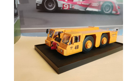 БелАЗ-74211 авиационный тягач, масштабная модель, By. Volk, 1:43, 1/43