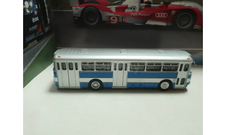 Автобус Икарус-556 серебристо-синий, масштабная модель, Ikarus, Советский Автобус, 1:43, 1/43