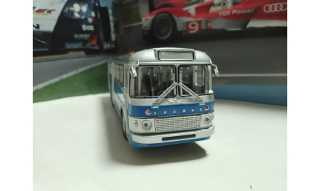 Автобус Икарус-556 серебристо-синий, масштабная модель, Ikarus, Советский Автобус, 1:43, 1/43