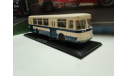 Автобус ЛиАЗ-677 бежево-синий, масштабная модель, Classicbus, 1:43, 1/43