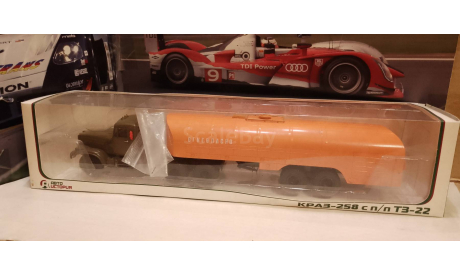 КрАЗ-258 с п/п ТЗ-22 хаки/оранжевый, масштабная модель, Автоистория (АИСТ), 1:43, 1/43