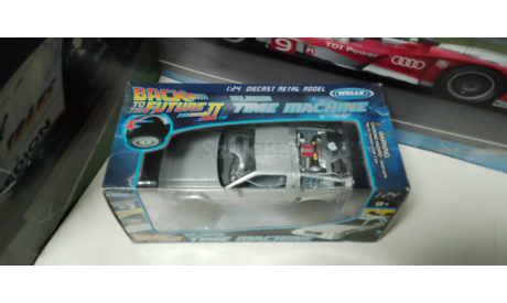 DeLorean Time Machine из к/ф ’Назад в будущее II*, масштабная модель, Welly, 1:24, 1/24
