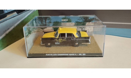 Austin A55 Cambridge Mark II James Bond 007, журнальная серия The James Bond Car Collection (Автомобили Джеймса Бонда), scale43