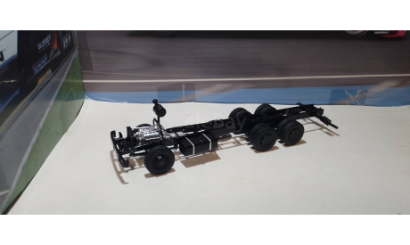 С РУБЛЯ!!! Длинная рама МАЗ-6303 с двигателем, масштабная модель, Start Scale Models (SSM), 1:43, 1/43