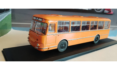 Автобус ЛиАЗ-677М оранжевый, масштабная модель, Classicbus, 1:43, 1/43