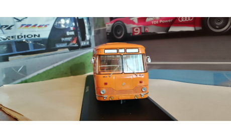 Автобус ЛиАЗ-677М оранжевый, масштабная модель, Classicbus, 1:43, 1/43