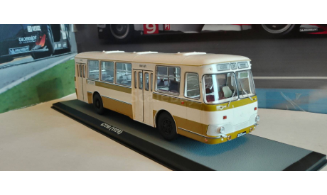 Автобус ЛиАЗ-677М 24-й маршрут г. Москва, масштабная модель, DEMPRICE, 1:43, 1/43