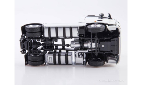 КамАЗ-54901 c п/п НефАЗ-93341 белый/синий, масштабная модель, ПАО КАМАЗ, 1:43, 1/43