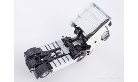 КамАЗ-54901 c п/п НефАЗ-93341 белый/синий, масштабная модель, ПАО КАМАЗ, 1:43, 1/43