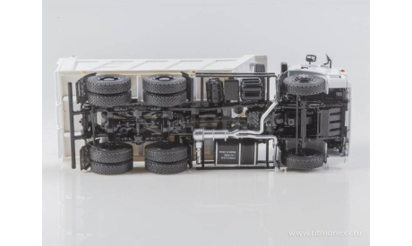 КамАЗ-6520 самосвал белый, масштабная модель, Start Scale Models (SSM)