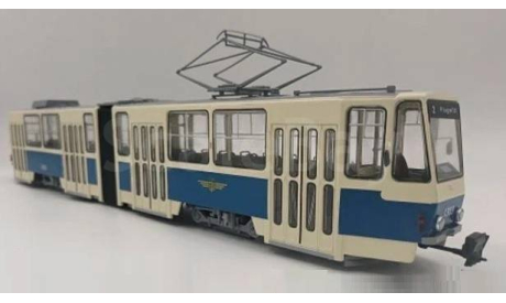 TATRA KT4 Tram Leipziger Trasporto Pubblico (1980), масштабная модель, Premium Classixxs, scale43