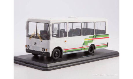 Автобус ЛАЗ-А073 белый с цветными полосами, масштабная модель, ModelPro, scale43
