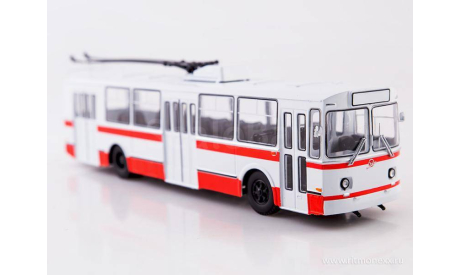 Троллейбус ЗИУ-682Б, Наши Автобусы №61, масштабная модель, Наши Автобусы (MODIMIO Collections), scale43