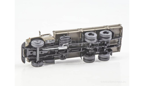 ЗиЛ-133ГЯ бортовой хаки, масштабная модель, Автоистория (АИСТ), scale43