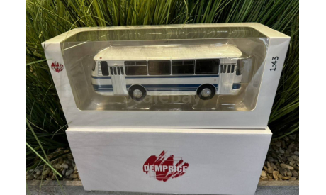 Автобус от demprice LAZ 695, масштабная модель, ЛАЗ, scale43