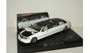 лимузин Линкольн Lincoln Town Car Limousine 2000 Двухцветный Vitesse 1:43 БЕСПЛАТНАЯ доставка, масштабная модель, scale43