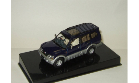 Мицубиси Mitsubishi Pajero 3 2001 Пятидверный Autoart 1:43 БЕСПЛАТНАЯ доставка, масштабная модель, scale43