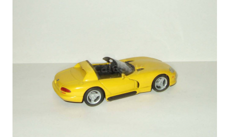 Додж Dodge Viper 1997 Minichamps Pauls Model Art 1:43 Ранний 430144030 БЕСПЛАТНАЯ доставка, масштабная модель, 1/43