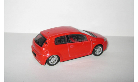 Фиат Fiat Grande Punto 2007 Welly 1:43, масштабная модель, scale43
