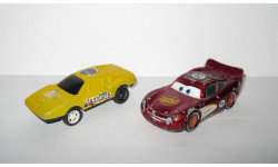 Набор 2 модели Феррари Ferrari + Молния Маккуин Мультфильм Тачки China Promo 1:72