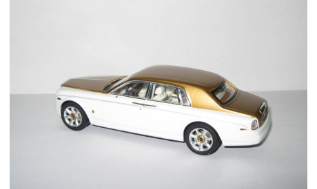 лимузин Роллс Ройс Rolls Royce Phantom 2010 Middle East Special IXO 1:43 MOC162, масштабная модель, 1/43, Rolls-Royce