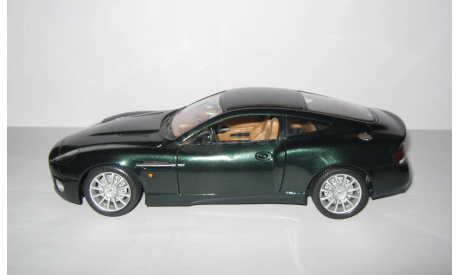 Aston Martin Vanquish 2003 Bburago Made in Italy 1:18 Ранний - Первый выпуск, масштабная модель, scale18