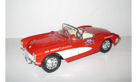 Chevrolet Corvette 1957 Bburago Made in Italy 1:18 3024 Ранний - Первый выпуск, масштабная модель, scale18