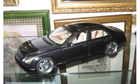 лимузин Майбах Maybach 57 2004 Autoart 1:18 Ранняя Редкая версия - 22 Колеса, масштабная модель, scale18