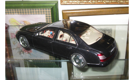 лимузин Майбах Maybach 57 2004 Autoart 1:18 Ранняя Редкая версия - 22 Колеса, масштабная модель, scale18
